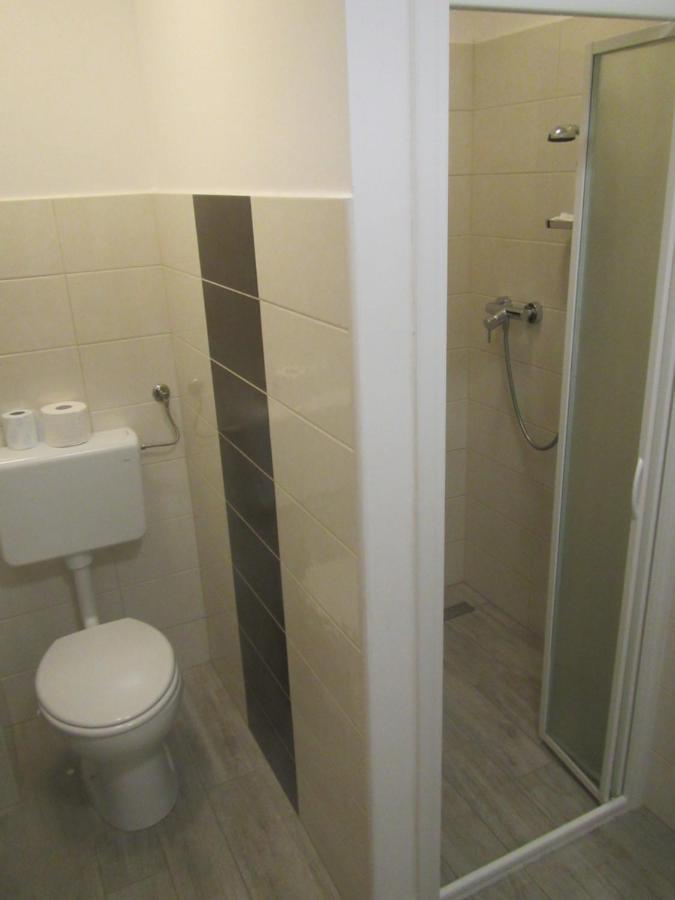 Pod Orehi Bed and Breakfast Postojna Εξωτερικό φωτογραφία